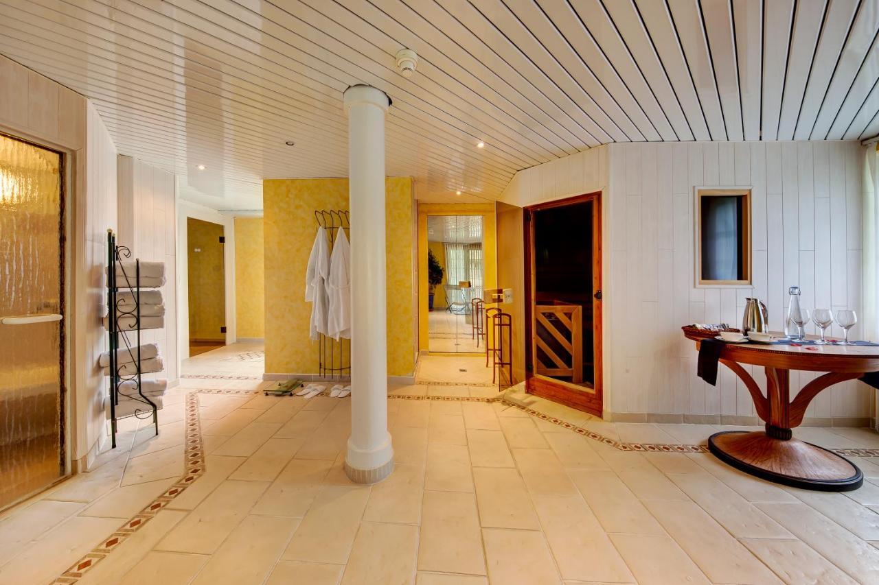 Hotel Regina Венген Екстериор снимка